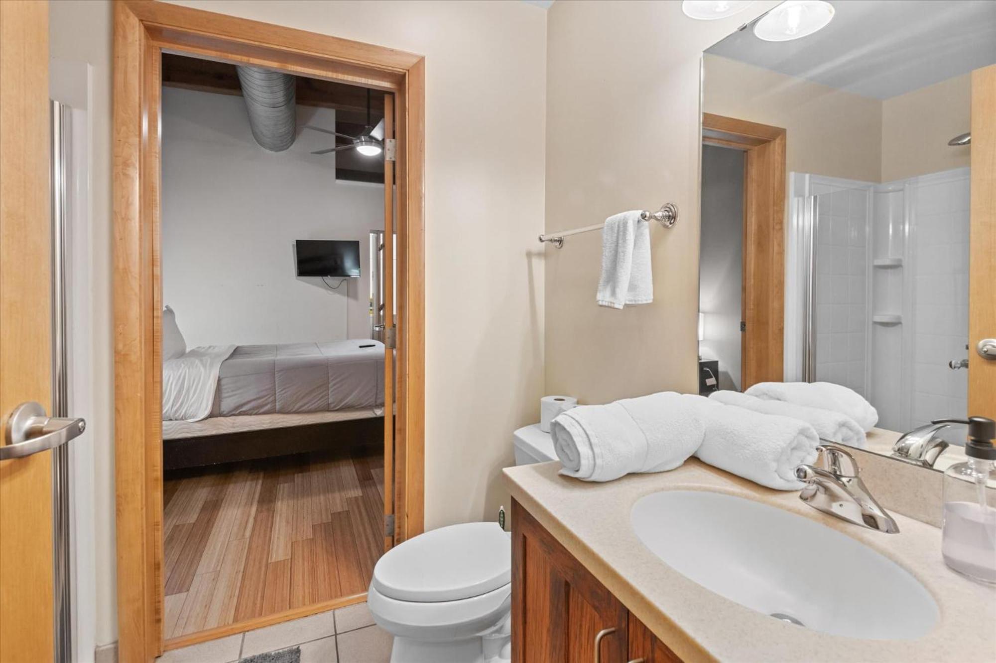 Floor Loft In Downtown Indianapolis!!!