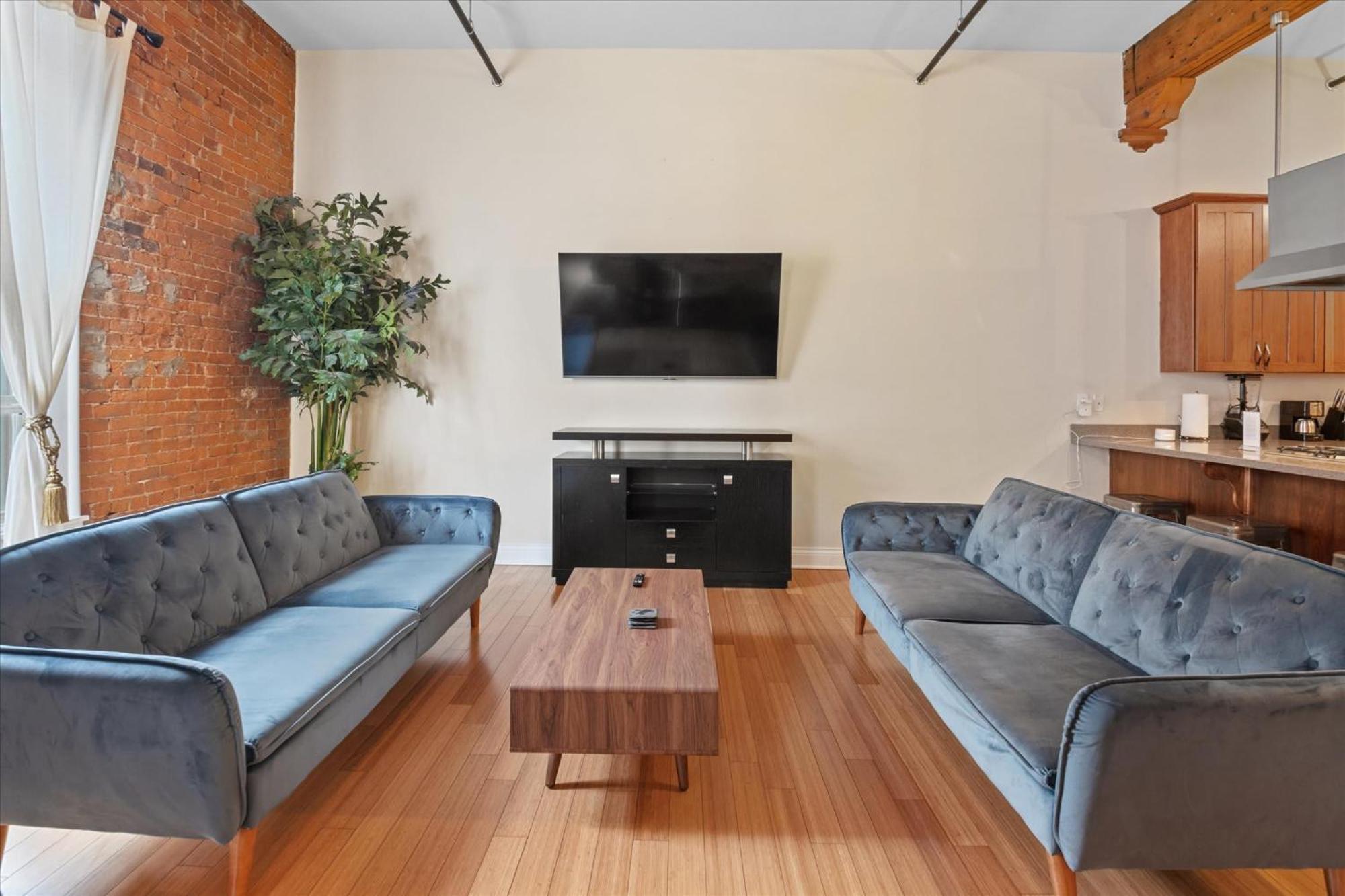 Floor Loft In Downtown Indianapolis!!!